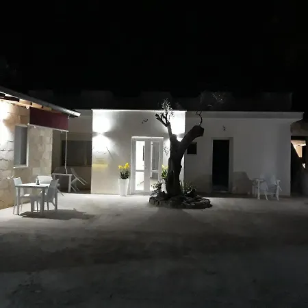 Giardino Dei Baroni House Hotel Marina di Mancaversa Exterior photo